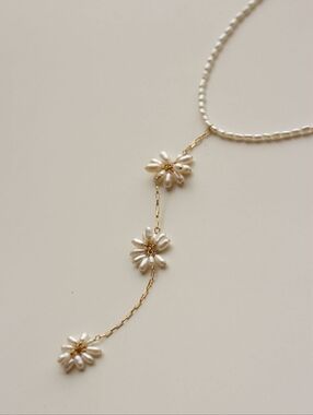 Free People Gold Pearl Daisy Fleurette Necklace